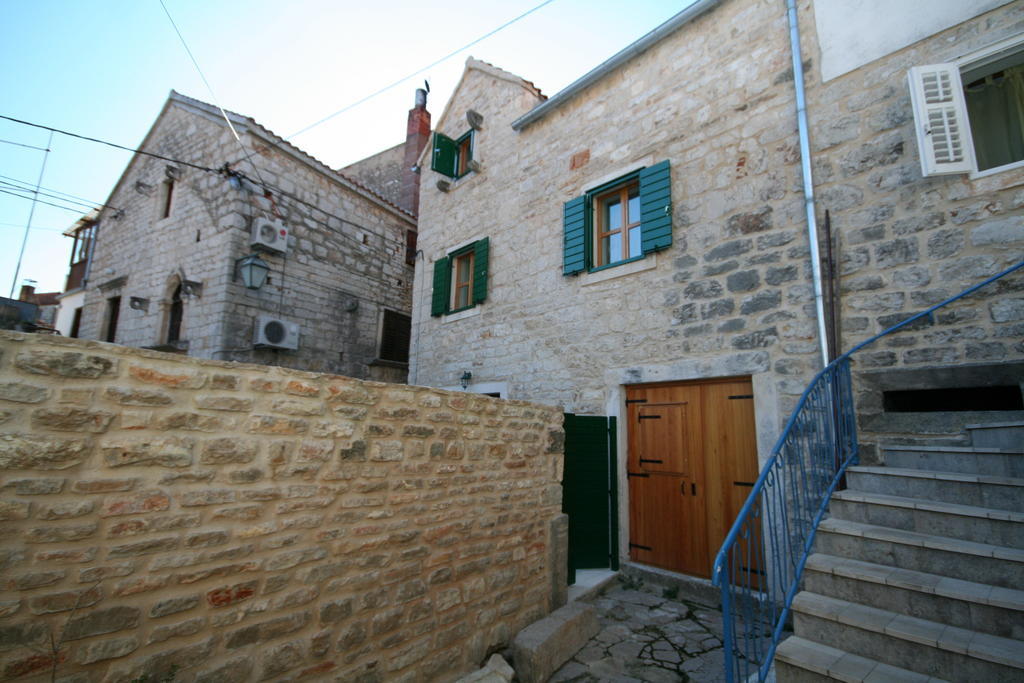Guest House Lucijo Vrboska Exterior foto